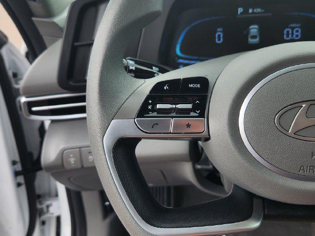 2025 Hyundai Elantra - $21,552
