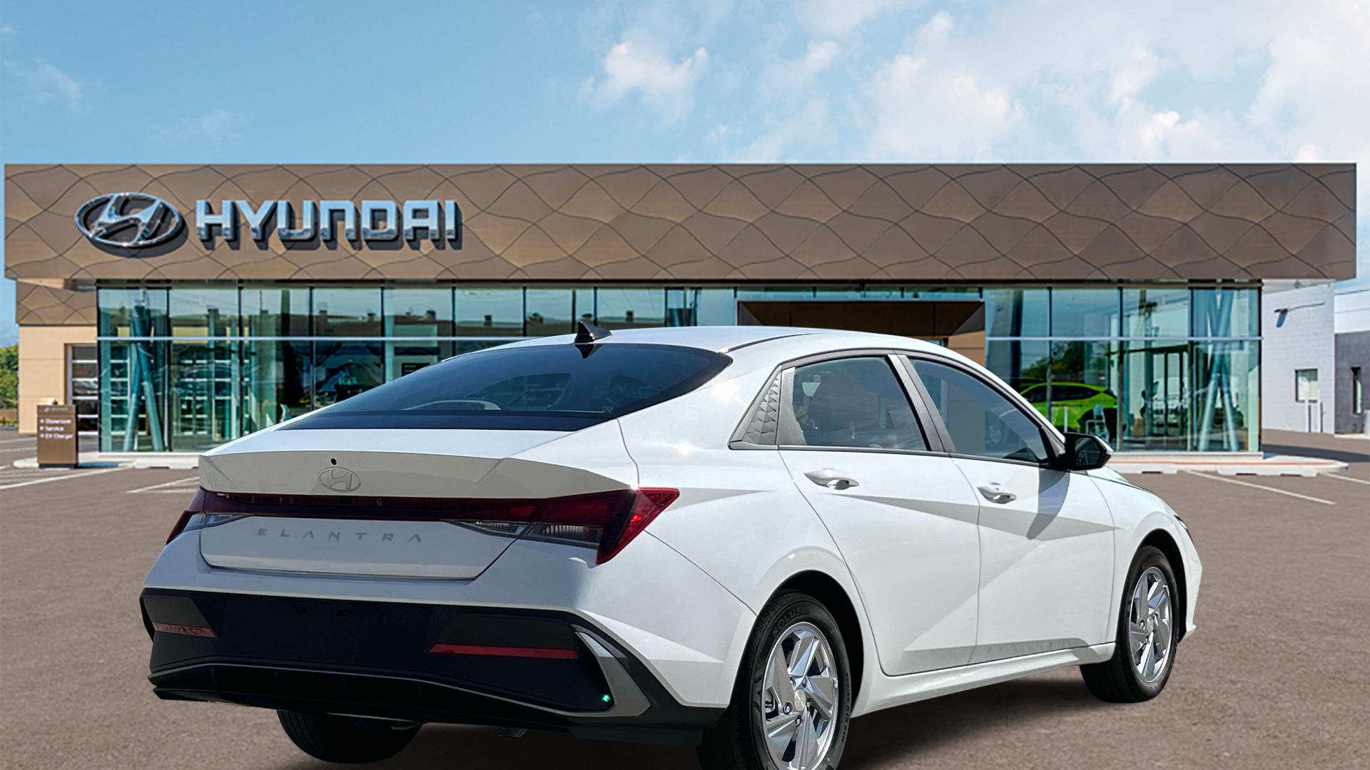 2025 Hyundai ELANTRA SE