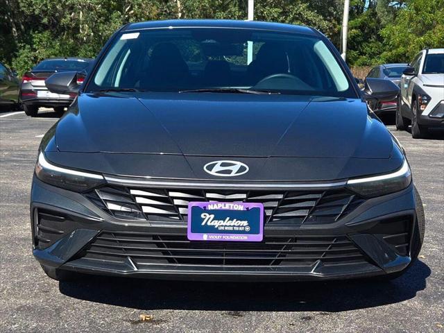 2025 Hyundai Elantra - $21,143
