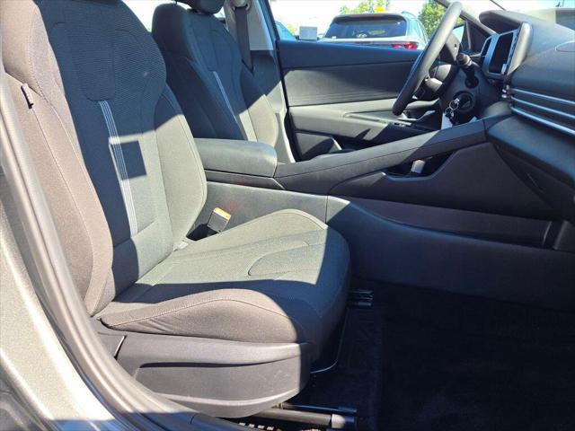 2025 Hyundai Elantra - $21,143