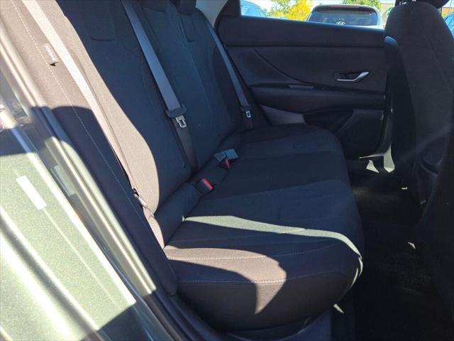 2025 Hyundai Elantra - $21,143
