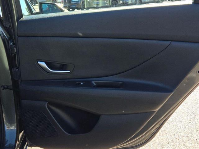 2025 Hyundai Elantra - $21,143