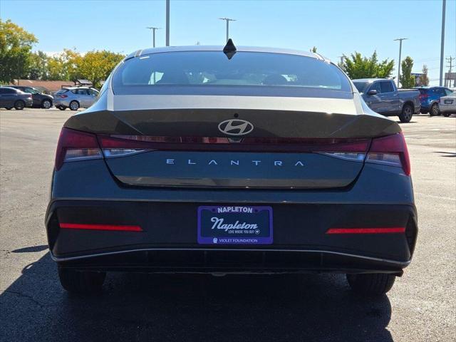 2025 Hyundai Elantra - $21,143