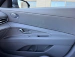 2025 Elantra Thumbnail 16