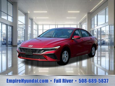 2025 Hyundai Elantra SE 4DR Sedan