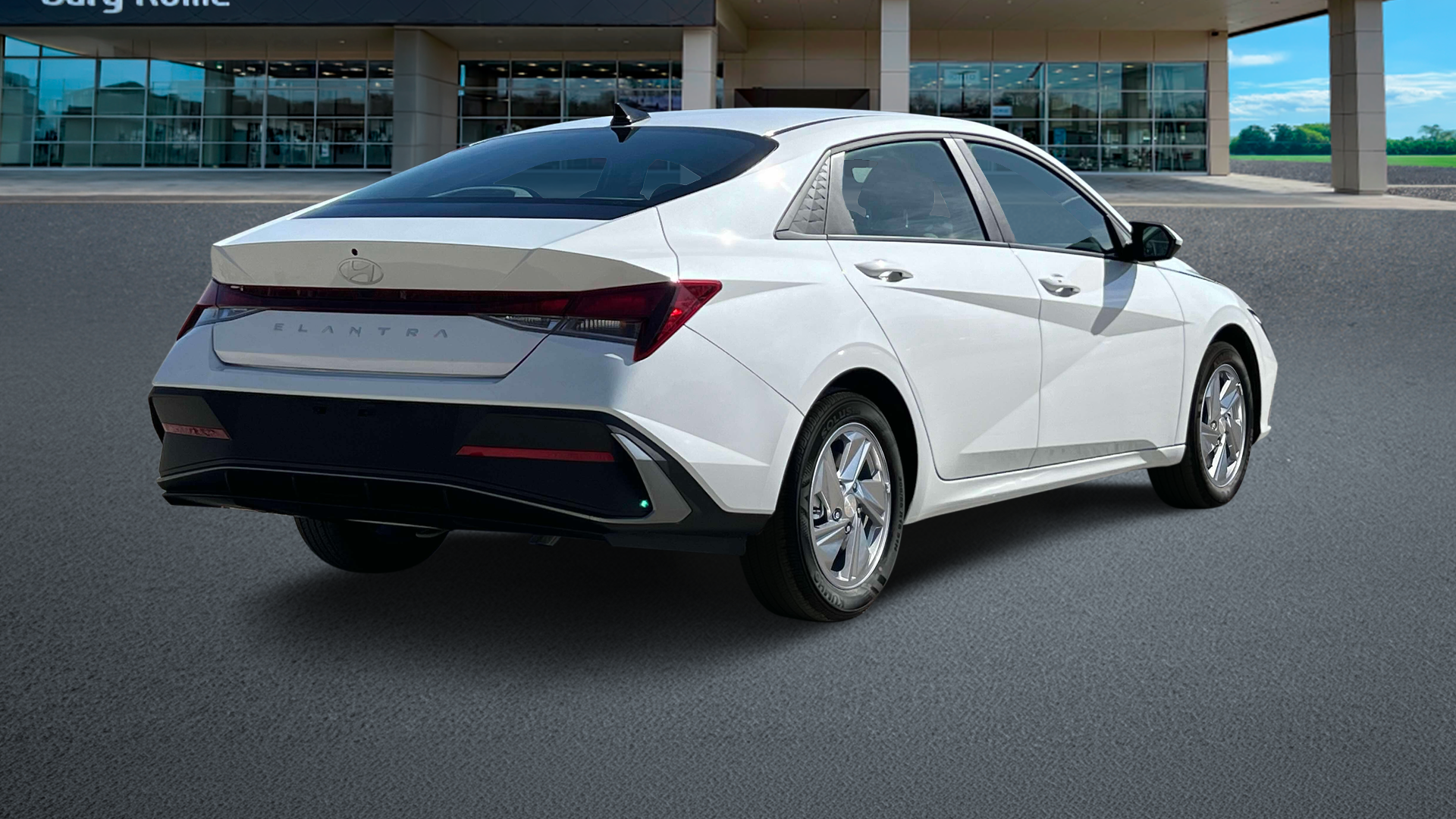 2025 Hyundai ELANTRA SE