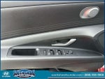 2025 Elantra Thumbnail 18