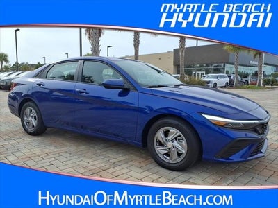 2025 Hyundai Elantra SE 4DR Sedan