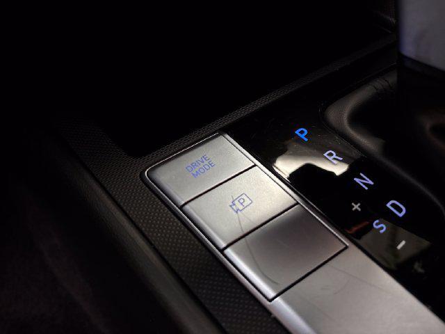 2026 Hyundai Elantra - $22,470