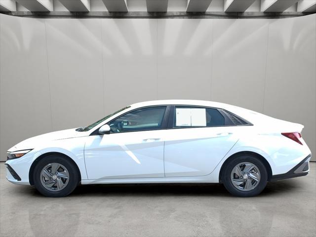 2026 Hyundai Elantra - $21,300