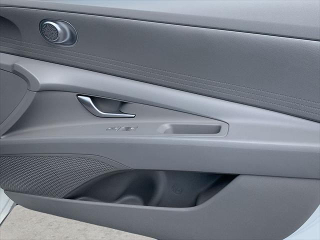 2026 Hyundai Elantra - $21,300
