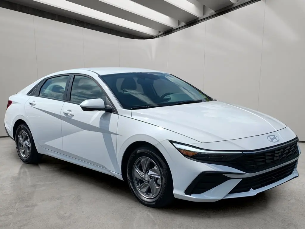 2026 Hyundai Elantra - $21,225