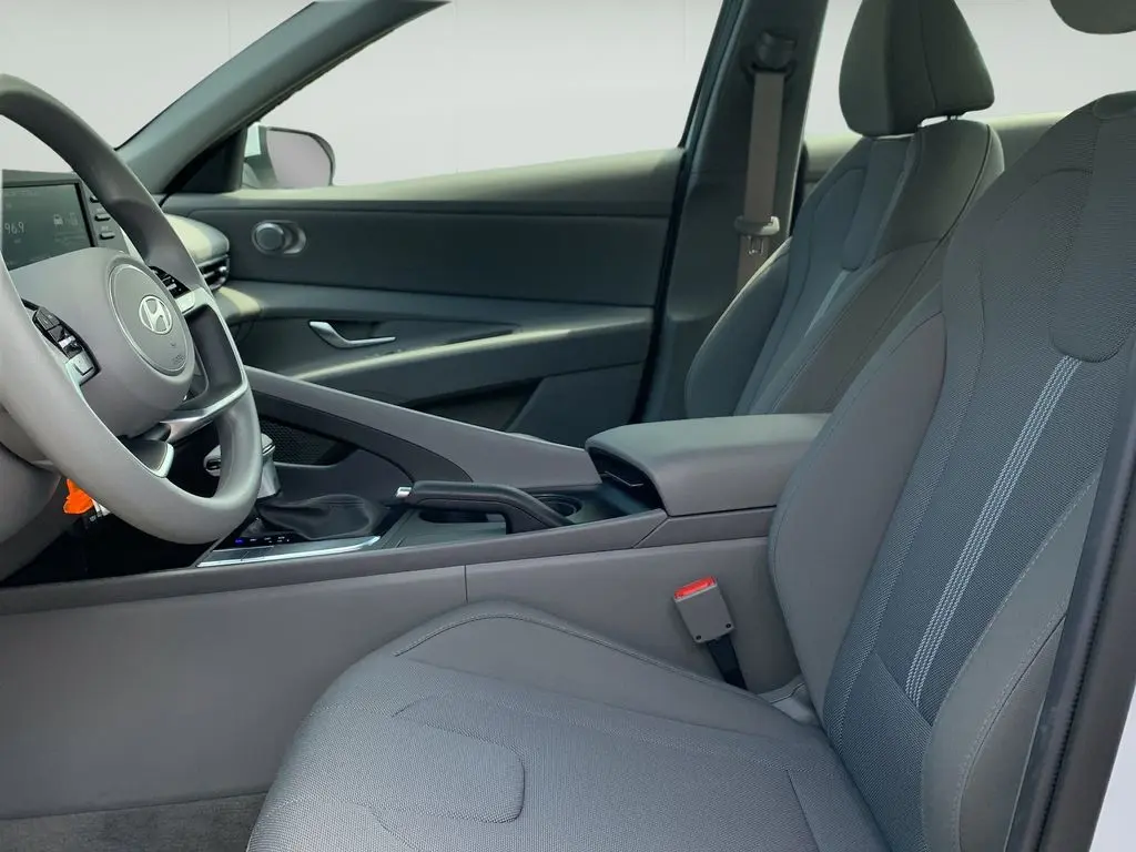 2026 Hyundai Elantra - $21,225