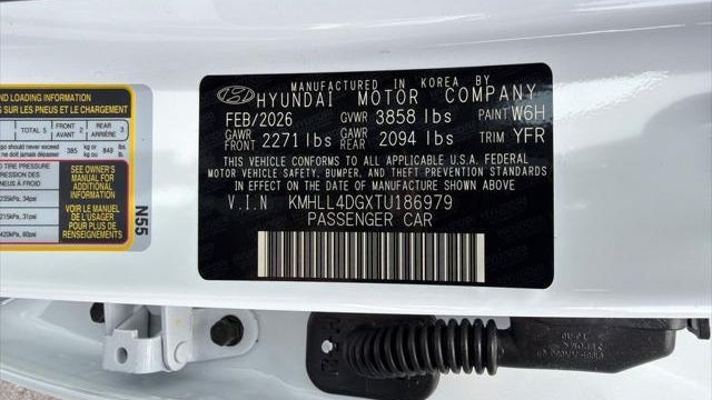 2026 Hyundai ELANTRA SE