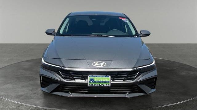 2026 Hyundai ELANTRA SE