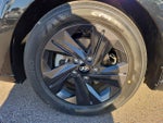 2022 Elantra Thumbnail 13
