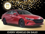 2022 Elantra Thumbnail 4