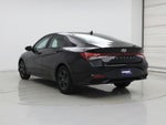 2022 Elantra Thumbnail 2