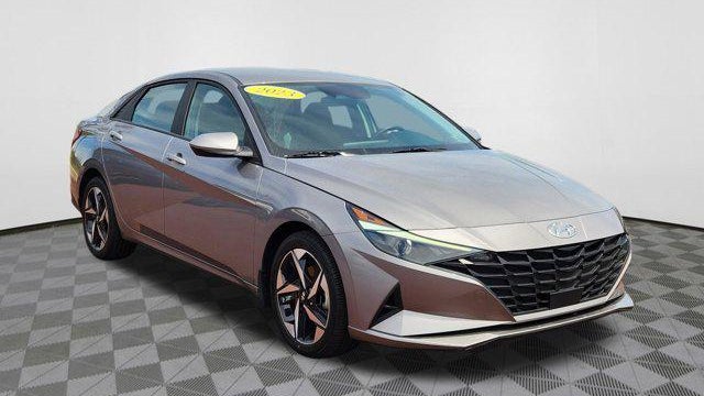 Preowned 2023 Hyundai ELANTRA SEL for Sale