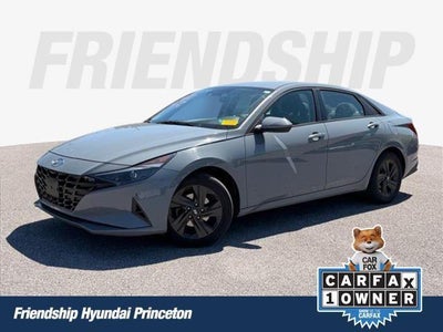 Photo of a 2021 Hyundai Elantra SEL 4DR Sedan for sale