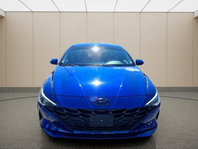 2021 Hyundai Elantra - $14,935