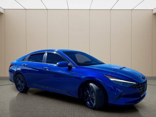 2021 Hyundai Elantra - $14,935