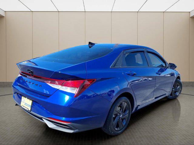 2021 Hyundai Elantra - $14,935