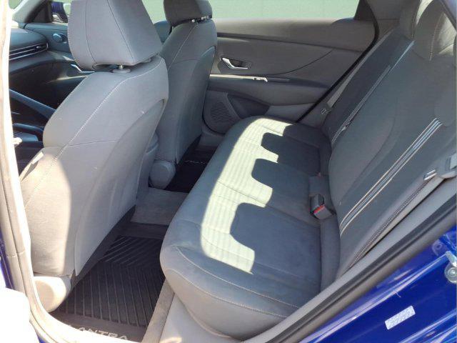 2021 Hyundai Elantra - $14,935