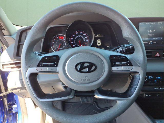 2021 Hyundai Elantra - $14,935