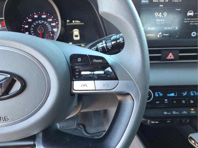 2021 Hyundai Elantra - $14,935