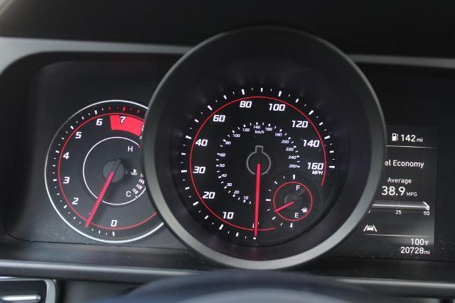 2021 Hyundai Elantra - $19,677