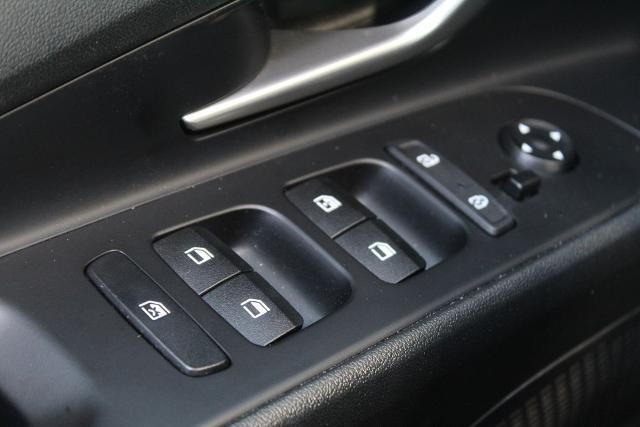 2021 Hyundai Elantra - $19,677
