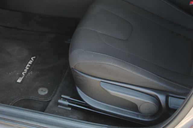 2021 Hyundai Elantra - $19,677