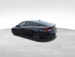 2022 Elantra Thumbnail 6