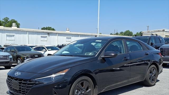 Preowned 2023 Hyundai ELANTRA SEL for Sale