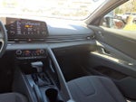 2021 Elantra Thumbnail 24