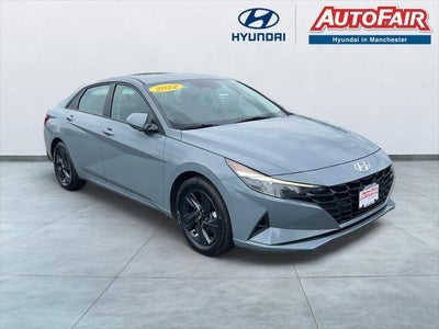 2022 Hyundai Elantra SEL 4DR Sedan
