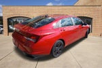 2022 Elantra Thumbnail 3
