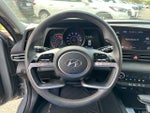 2022 Elantra Thumbnail 13