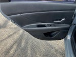 2022 Elantra Thumbnail 16