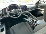 2022 Elantra Thumbnail 18