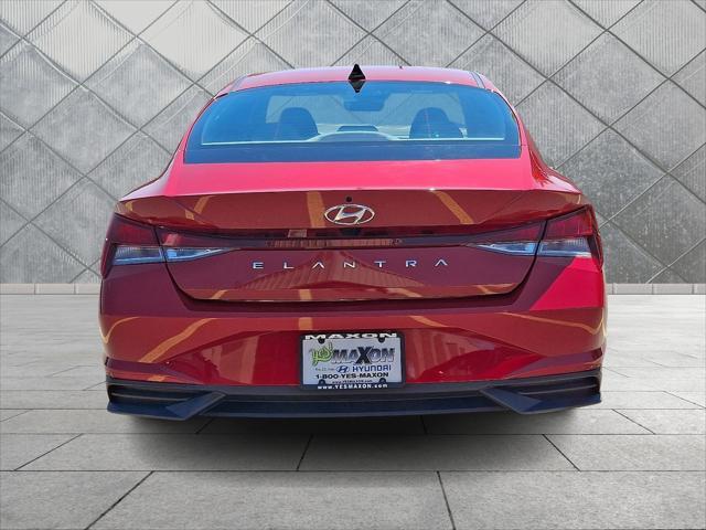 2023 Hyundai Elantra - $18,137