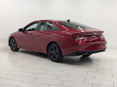 2023 Hyundai Elantra SEL 4DR Sedan