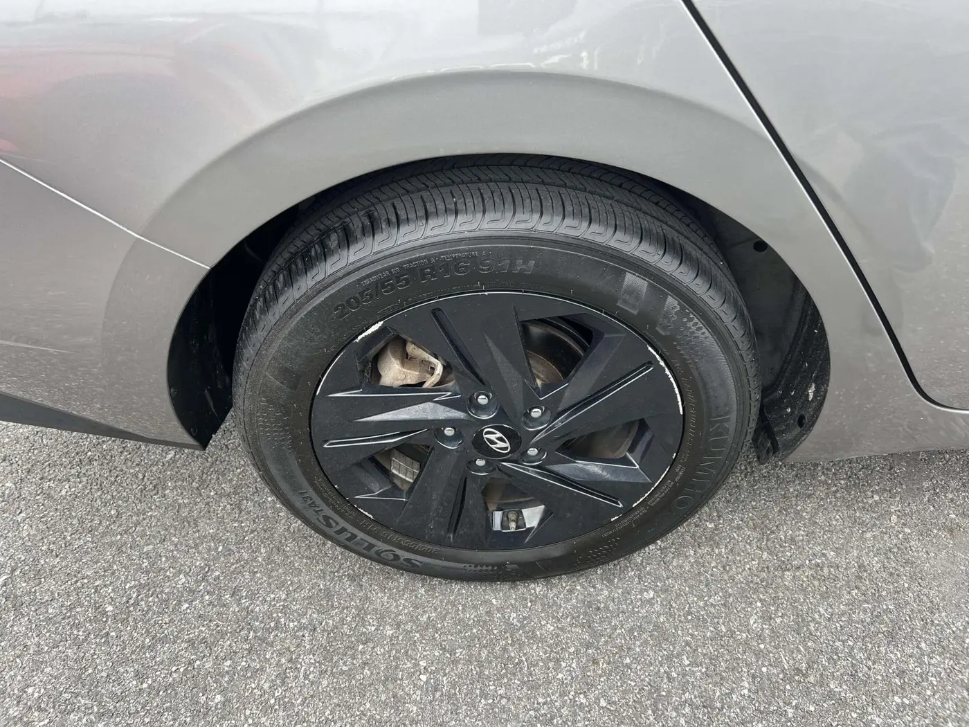 2023 Hyundai Elantra - $18,738
