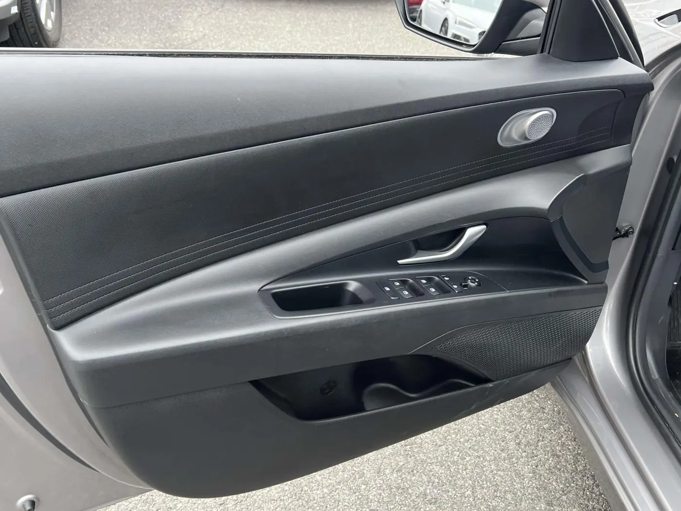 2023 Hyundai Elantra - $18,738