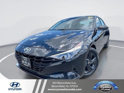 Photo of a 2023 Hyundai Elantra SEL 4DR Sedan Sulev for sale