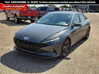 2023 Hyundai Elantra SEL 4DR Sedan