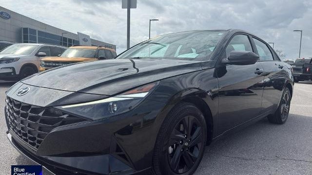 Preowned 2023 Hyundai ELANTRA SEL for Sale