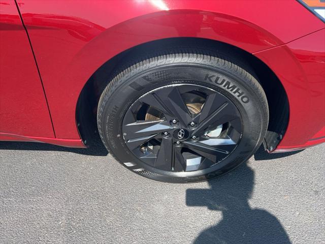2023 Hyundai Elantra - $20,200