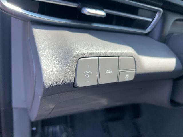 2023 Hyundai Elantra - $20,200
